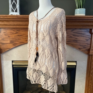 52‎ Weekends Crochet Popover Top Sz. M
